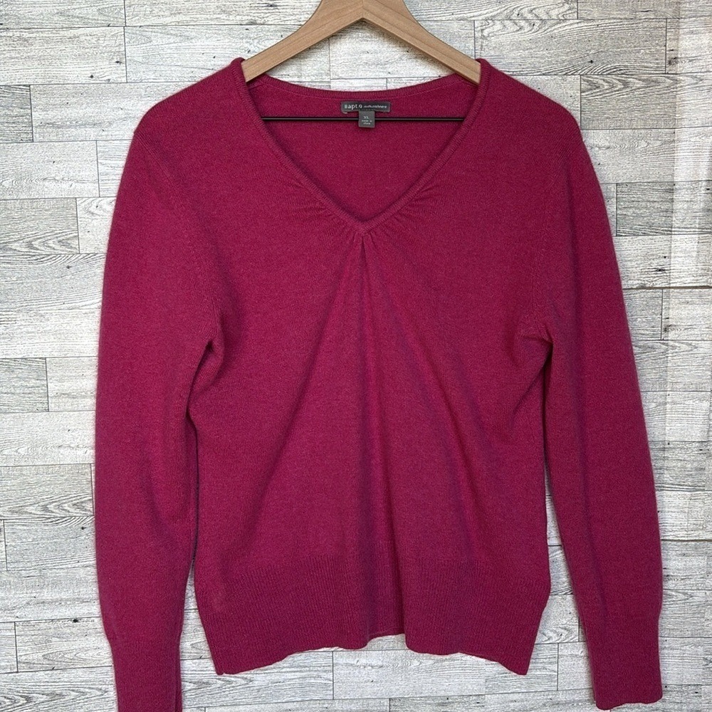 Cashmere Pink Sweater V Neck Pullover Womens Size XL quiet luxury